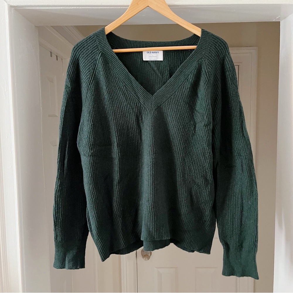 Old Navy V-neck Sweater